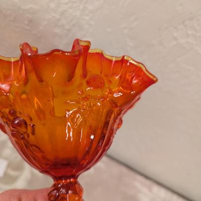 Fenton Cabbage Rose style amberina glass ruffled compote candy dish. (did not check with UV light)
