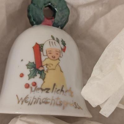 4 vintage ceramic bells made in Japan