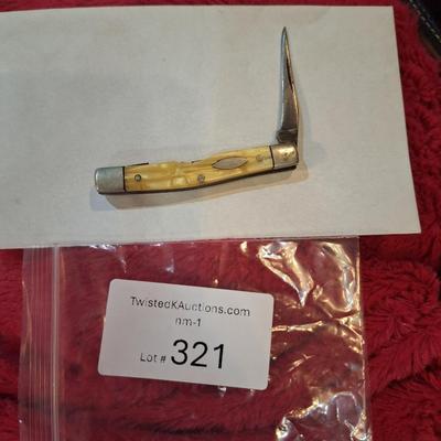 Western antique knife- one blade broken off