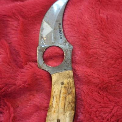 Skinner knife made in Pakistan