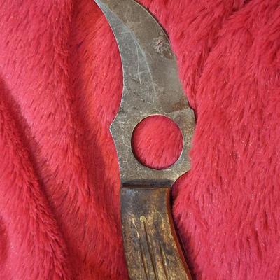 Skinner knife made in Pakistan