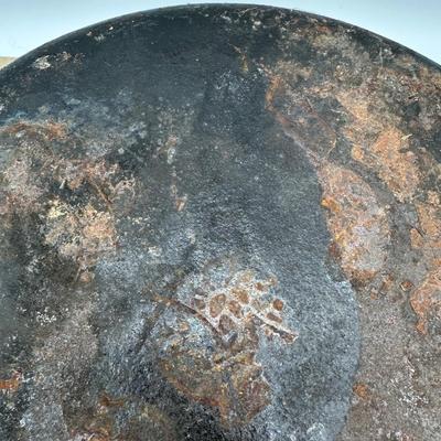 Antique Cast Iron Dutch Oven w/ Lid & Bail Handle – Camp Cooking Pot