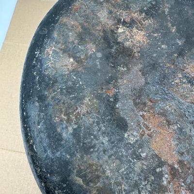 Antique Cast Iron Dutch Oven w/ Lid & Bail Handle – Camp Cooking Pot