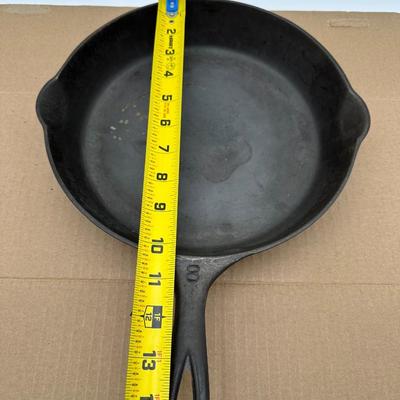 Vintage Griswold #8 Cast Iron Skillet – Large Block Logo – Erie PA – 704 B