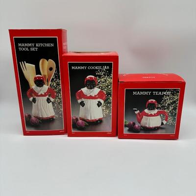 Vintage Mammy Kitchen Décor Set – Cookie Jar, Teapot & Utensil Holder – Original Boxes