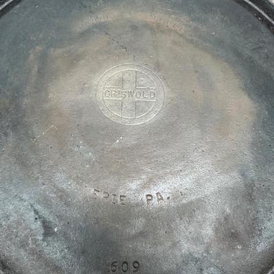 Vintage Griswold Cast Iron Round Griddle No. 9 – Erie, PA – Model 609 H