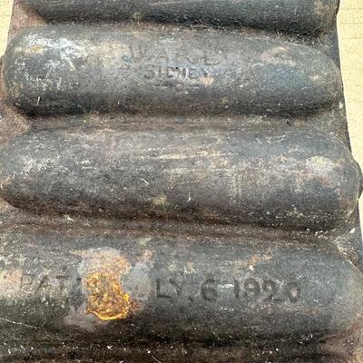 Antique Wagner Ware Cast Iron Corn Stick Pan – Sidney O – Pat’d July 6, 1920