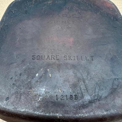 Vintage Wagner Ware Sidney O Square Cast Iron Skillet No. 1218B