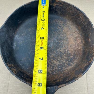 Vintage Griswold Cast Iron Skillet – Small Block Logo – Erie PA – c. 1940s