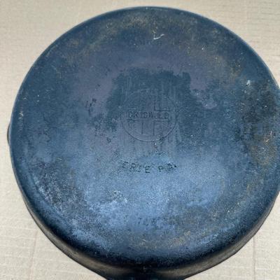 Vintage Griswold No. 8 Cast Iron Skillet – Small Block Logo – Erie, PA