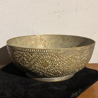 Vintage Hand-Engraved Indian Brass Decorative Bowl - 6.25" Floral Etched Beauty