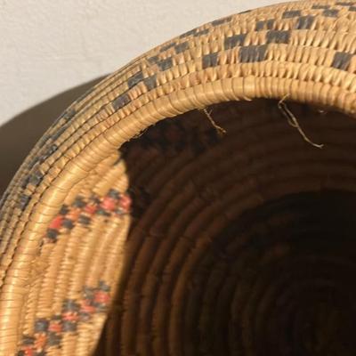 Zulu Ukhamba Lidded Basket - South African Geometric Art, 9" Wide x 8" Tall