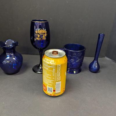 Cobalt Blue Bud Vase Ruffle Rim The Alamo Souvenir Glass Mosser Glass Robin In Tree Cup