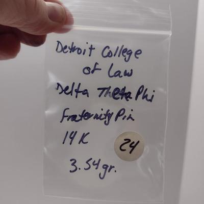 14 Karat Gold Detroit College of Law Delta Theta Phi Fraternity Pin- Approx Total Weight 3.54 Grams (#24)