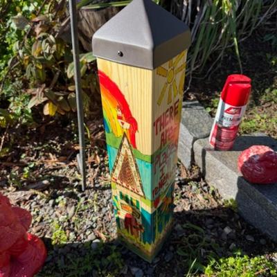 OUTDOOR YARD DECOR RED!