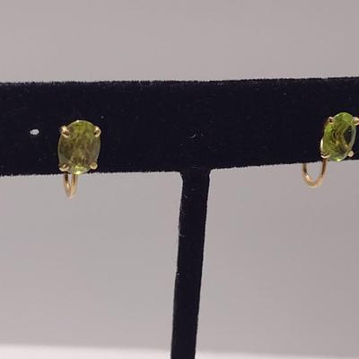 14 Karat Yellow Gold and Peridot Screw Back Earrings (#25)