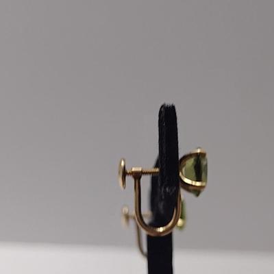 14 Karat Yellow Gold and Peridot Screw Back Earrings (#25)
