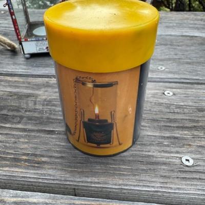 WOODEN CRATE WITH METAL STAR AND MORE