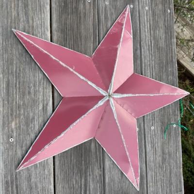 WOODEN CRATE WITH METAL STAR AND MORE
