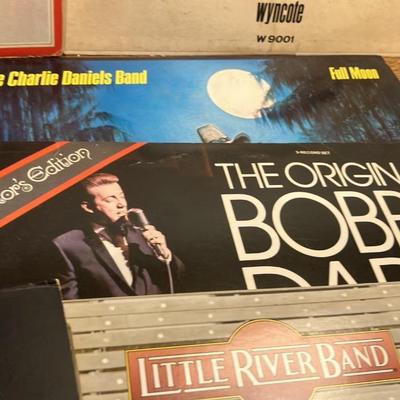 Vintage Classic Rock Vinyl Collection – 13 Albums + 2 Singles