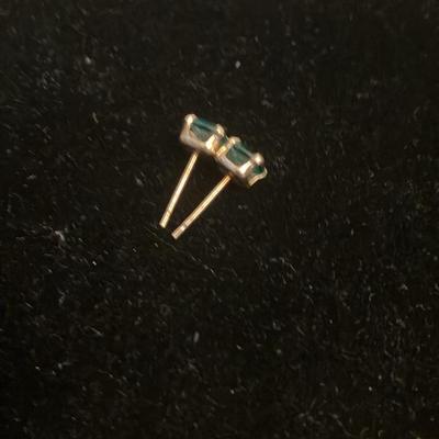 Vintage 10K Gold Emerald Stud Earrings – Rich Green Stones, Posts Only (No Backs)