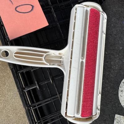 DOG CRATE/KENNEL AND MORE