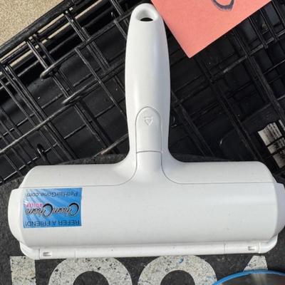 DOG CRATE/KENNEL AND MORE