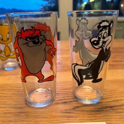 LOONEY TUNES GLASSES x 13