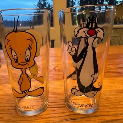 LOONEY TUNES GLASSES x 13