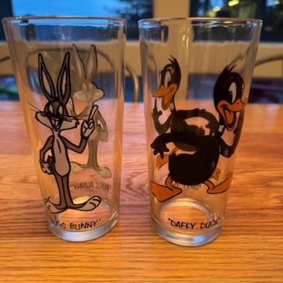 LOONEY TUNES GLASSES x 13