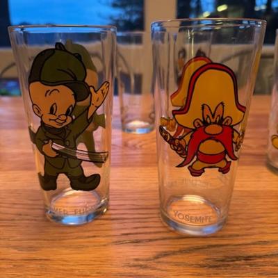 LOONEY TUNES GLASSES x 13