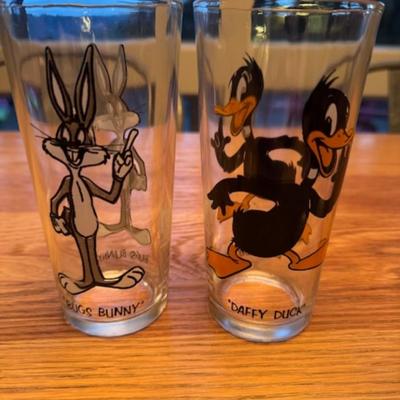 LOONEY TUNES GLASSES x 13