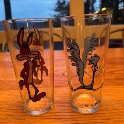 LOONEY TUNES GLASSES x 13