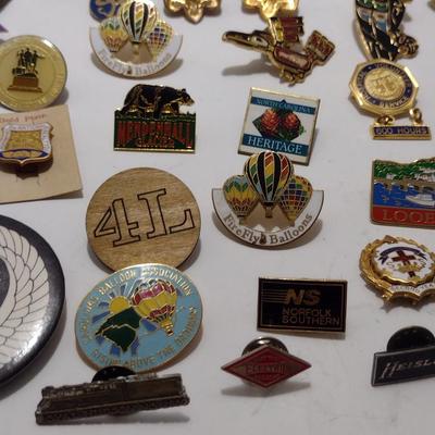 Assorted Pins (#30)