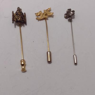 Collection of Hat/Lapel Pins (#40)