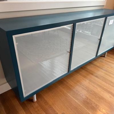 SQUARE MODERN SIDEBOARD