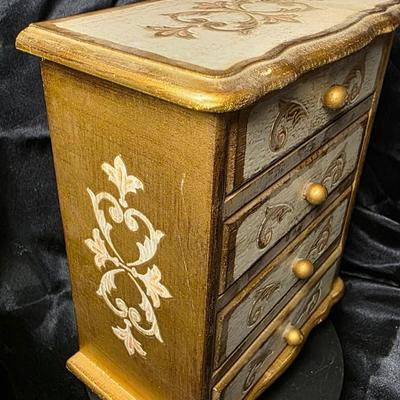 Vintage Florentine-Style Musical Jewelry Box Chest – Gold Gilt Wood, Red Velvet Drawers, Made in Japan