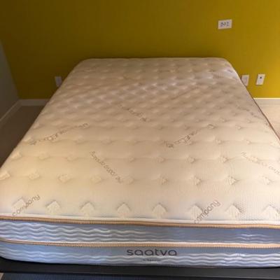 QUEEN MATTRESS ON PLATFORM BED