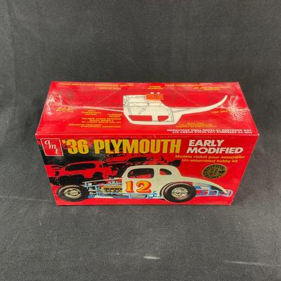 -123- 1:25 SCALE | ‘36 Plymouth Early Modified Model Kit | Sealed