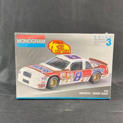 -127- 1:24 SCALE | Snickers Brand Buick Model Kit | Sealed