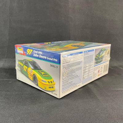 -134- 1:24 SCALE | #97 Chad Little John Deere Grand Prix Model Kit | Sealed