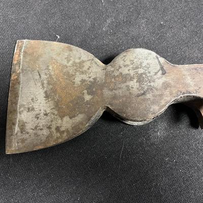 AXE HEADS, HANDLEE AND SHEATH