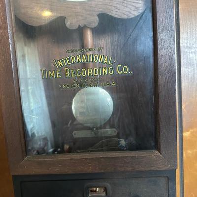 Working Antique International Time Recording Co. Time Clock – ITR IBM – Oak Case