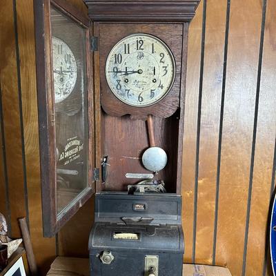 Working Antique International Time Recording Co. Time Clock – ITR IBM – Oak Case