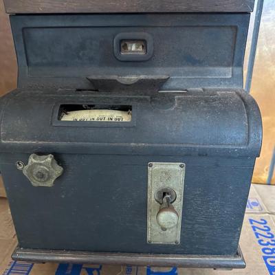 Working Antique International Time Recording Co. Time Clock – ITR IBM – Oak Case