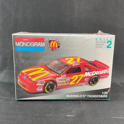 -136- 1:24 SCALE | Mcdonalds Thunderbird Model Kit | Sealed