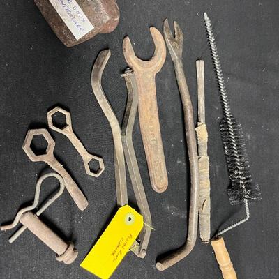 ANTIQUE TOOLS