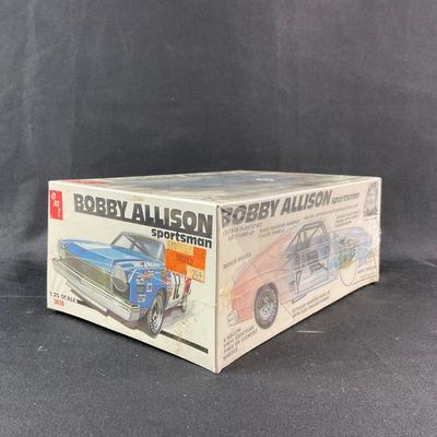 -142- 1:25 SCALE | Bobby Allison Sportsman Model Kit | Sealed