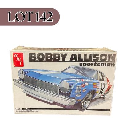 -142- 1:25 SCALE | Bobby Allison Sportsman Model Kit | Sealed