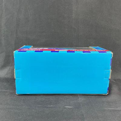 -144- 1:24 SCALE | Die Cast Replica 1949 Plymouth Deluxe Lee Petty Car